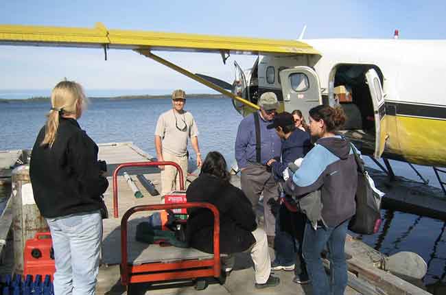 Osnaburgh Airways floatplane charter in Pickle Lake, Ontario